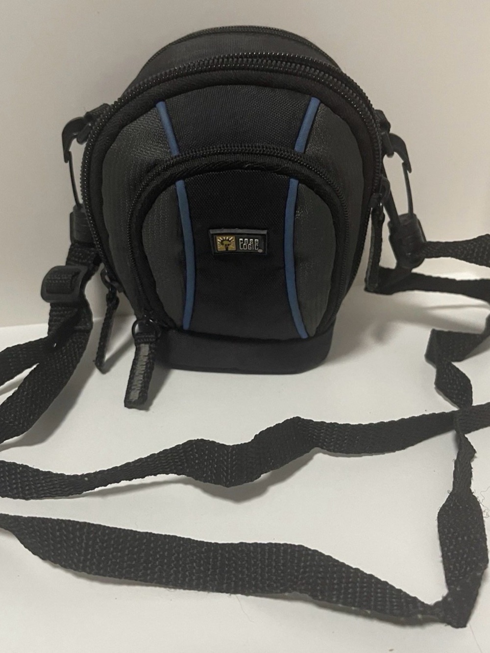 Case Logic Camera Case Padded Black And Blue W/ Belt Loop & Strap 3 Zip Pouch